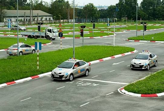 Cách thi bằng lái xe B cho người mới từ A-Z 2026